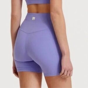 Vuori Ultra Violet Studio Pocket Bike Shorts size XS